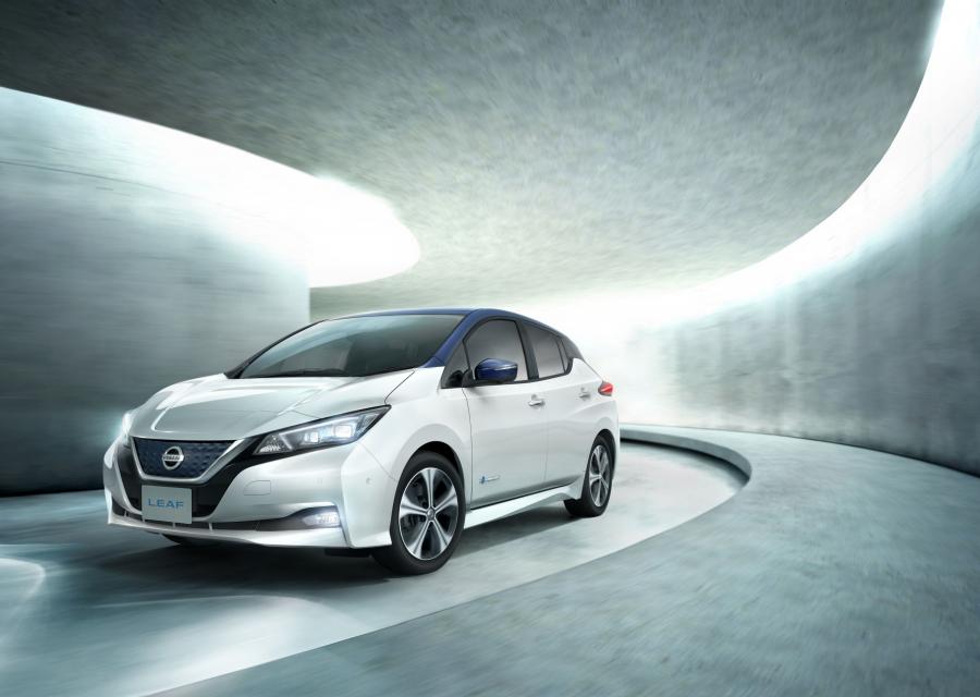  Nissan Leaf 2018 года  (JP) (фото 31 из 35)